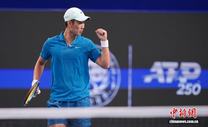 成都网球百年传承：从“皮毛蛋”到国际赛场的