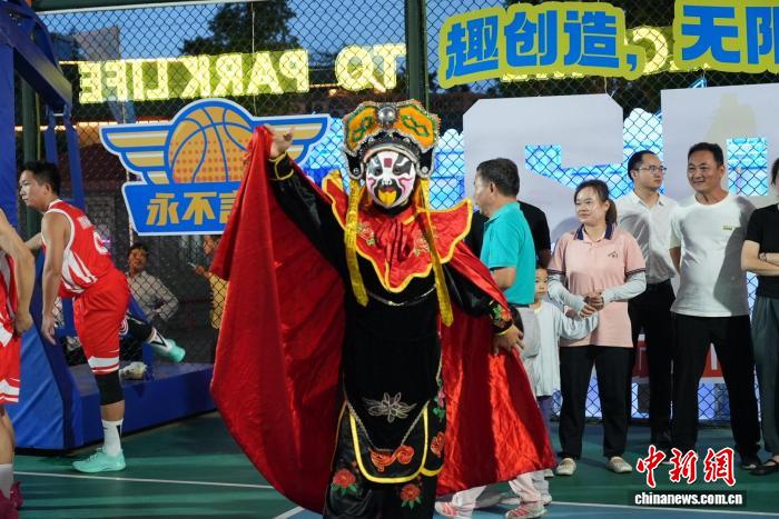 江西庐山云端篮球嘉年华点燃云中竞技热潮