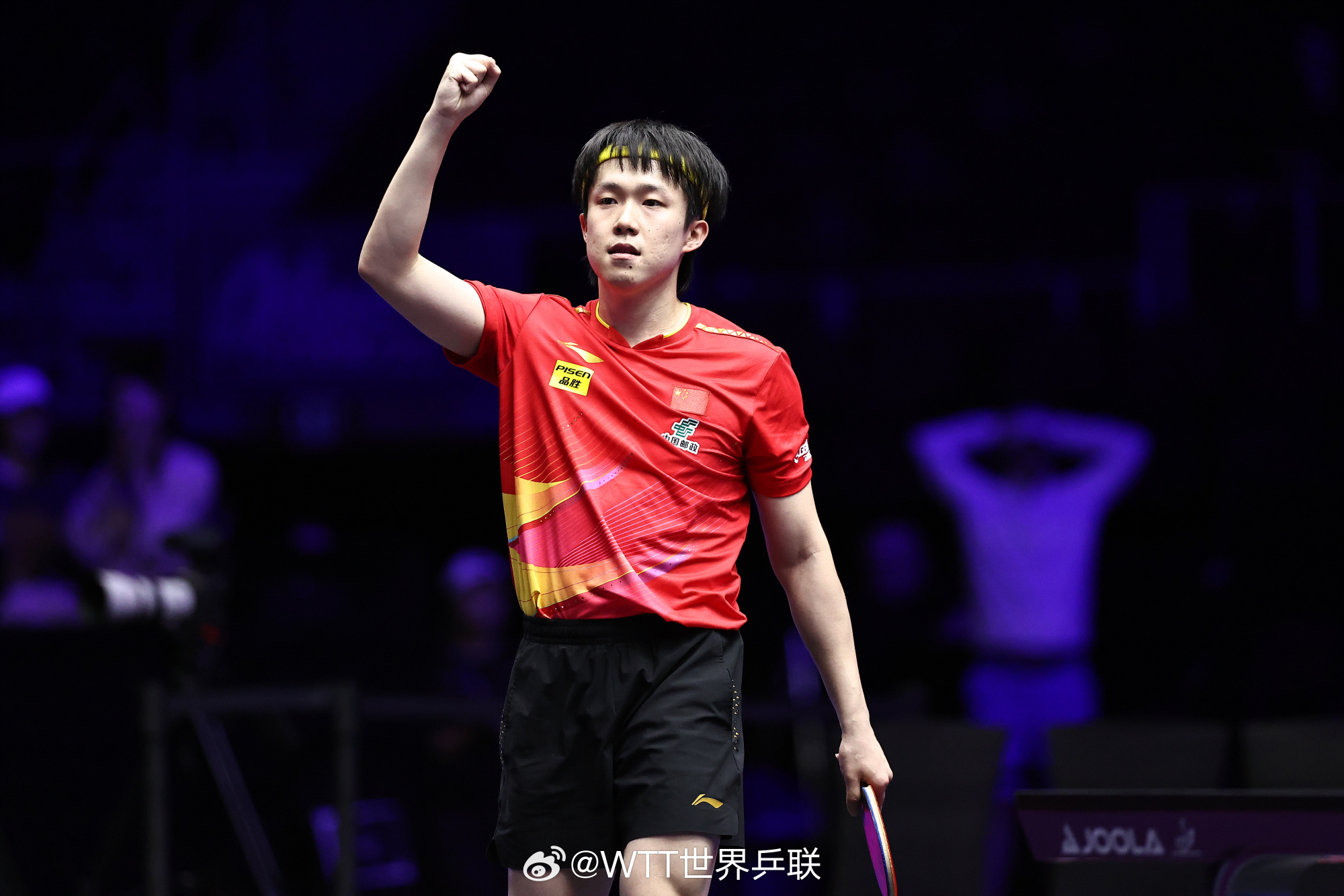 王楚钦以4比0零封张本智和，夺得WTT美国大满贯男