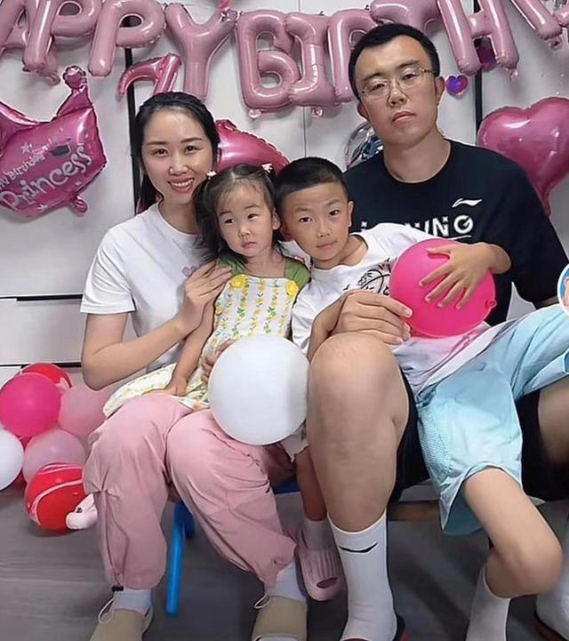 CBA四冠王韩德君退役后拒绝百万年薪 选择体制内