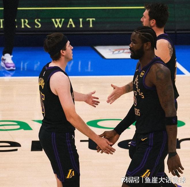 湖人惨败雷霆东契奇伤退季后赛前景堪忧