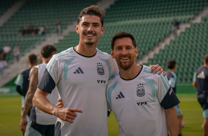 阿根廷前锋帕尼切利重伤伤缺6-8个月无缘世界杯