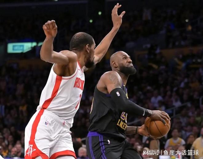 湖人G2力克火箭 斯玛特肯纳德成关键功臣